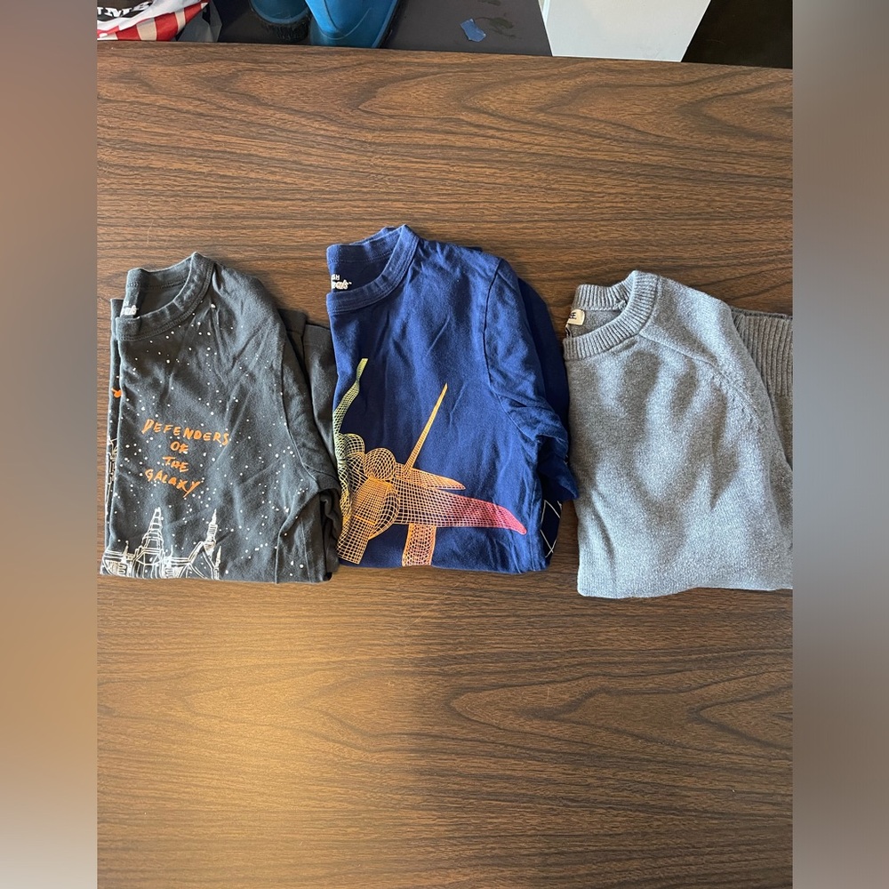Boy sz 10 long sleeve shirts